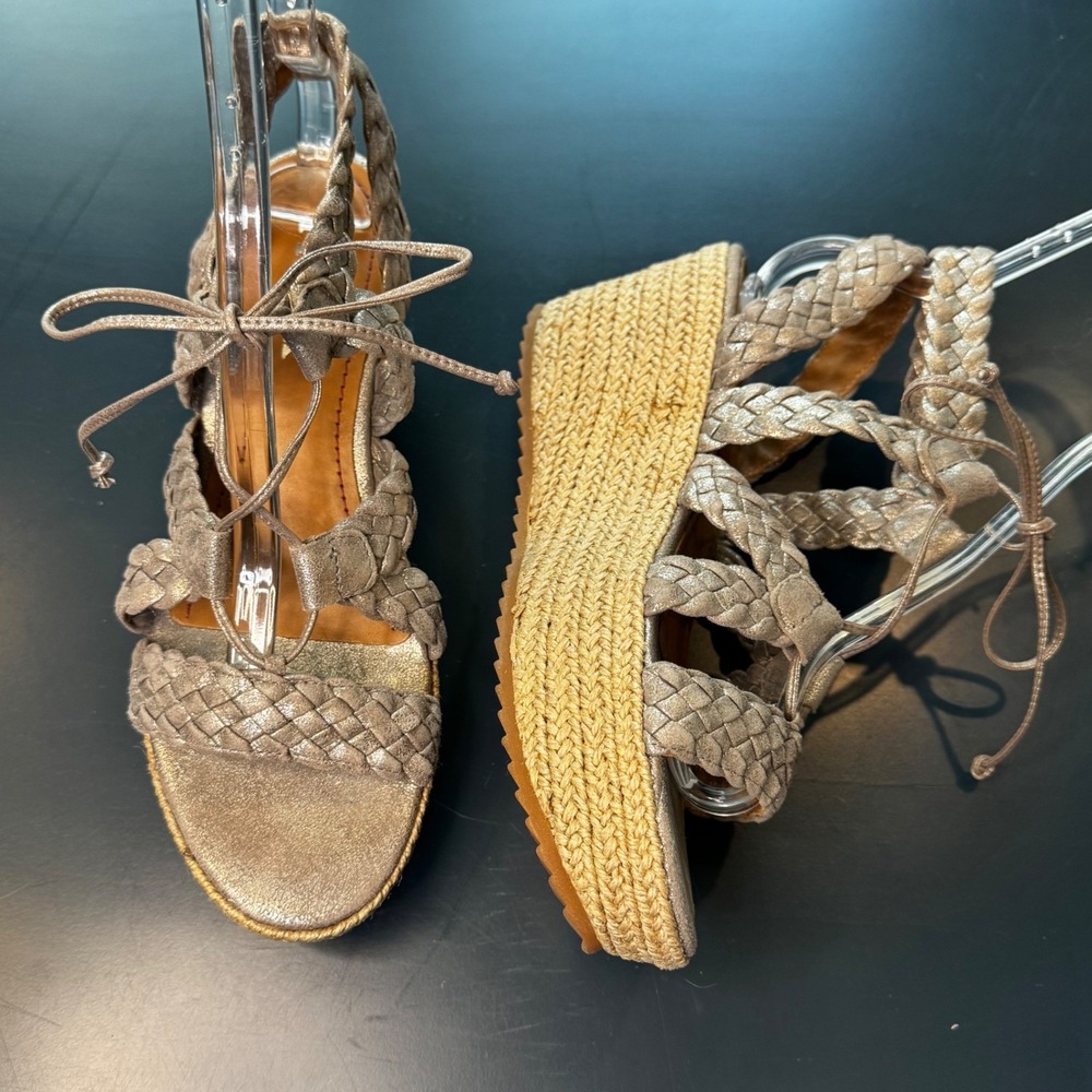 Trask Women 8 M Metallic Silver Woven Leather Espadrille Wedge Heel Sandals
